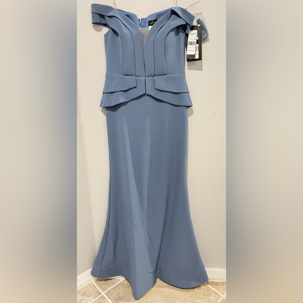 Alexander by Daymor Mother of the bride and Evening dresses 1159 size 8 - Picture 5 of 13